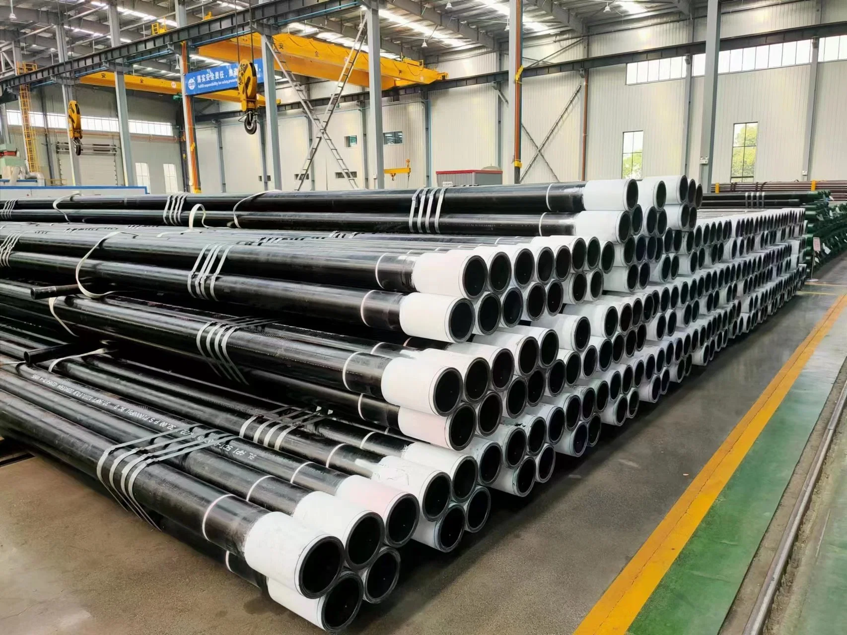 Factory Supply API 5CT Seamless Steel Pipe Well Casing Tubing Coupling Joint Oil Well Pipe Tubing Casing