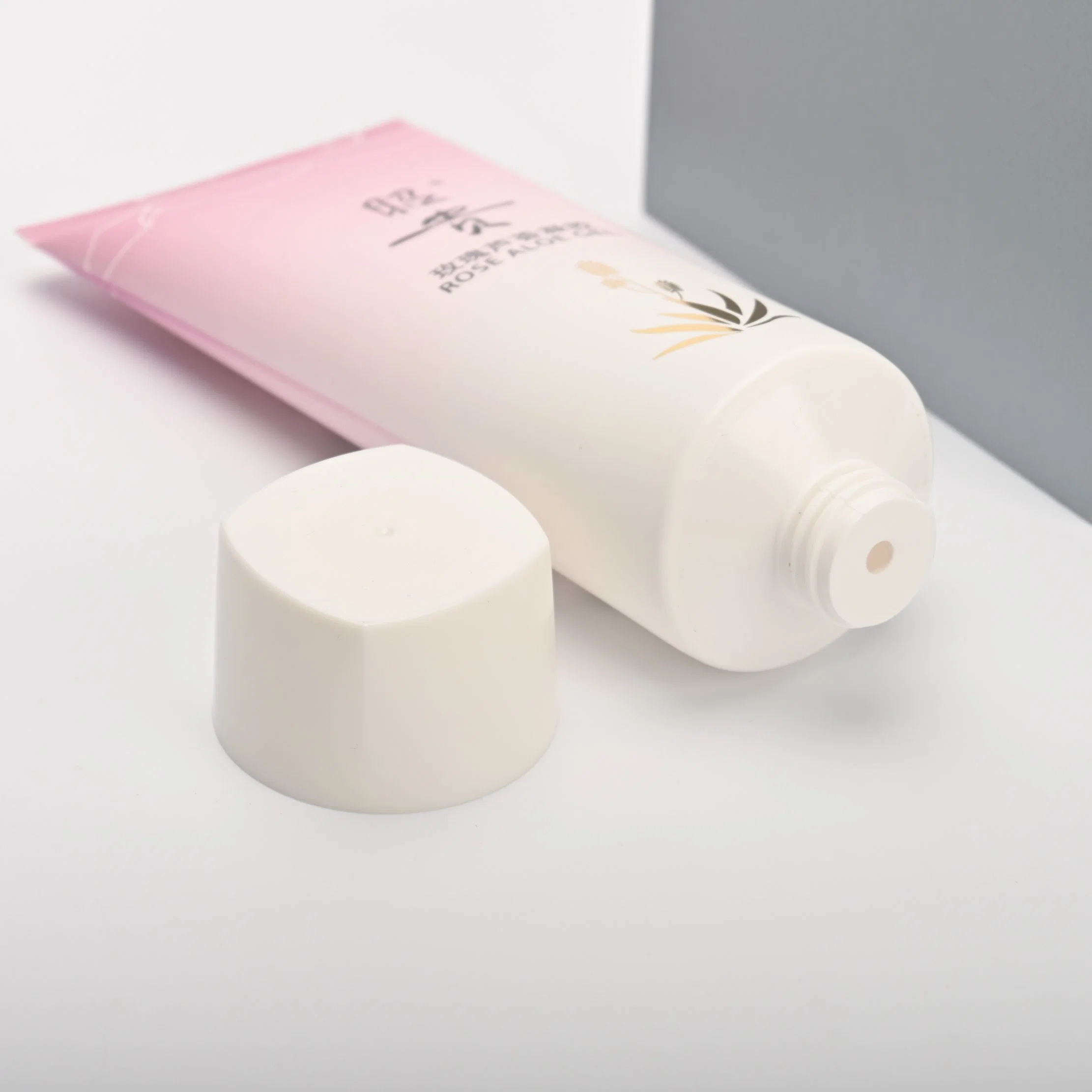 Plastic Squeeze Cosmetic Tube Packaging with Flip Top Cap Skin Care Cream Lotion Soft Squeeze Plastic Tube