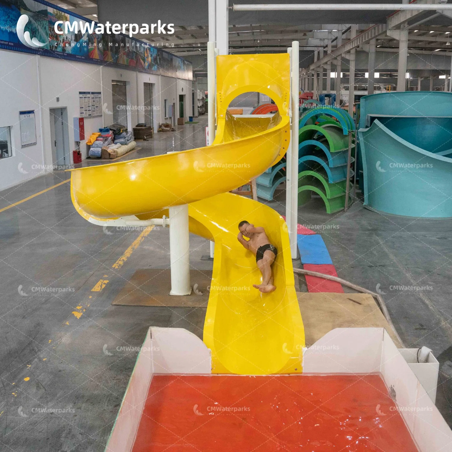 Hot Sale Water Park Equipment Fiberglass Swimming Pool Slides Outdoor Playground