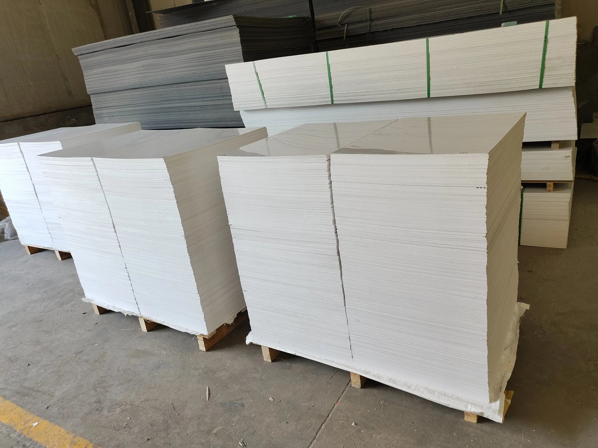 Factory Wholesale/Supplier Furniture Material 4X8FT Rigid Plastic PVC Board 5mm6mm8mm10mm Thick