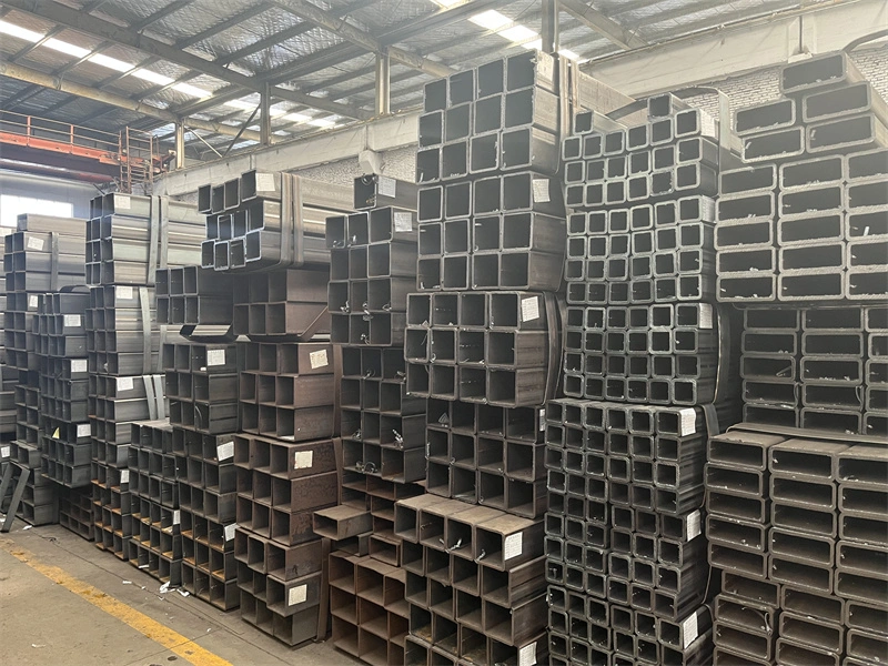 ASTM Q235A Black Ms Welded Od 25mm Carbon Steel Square Tube Pipe for Liquid Oil