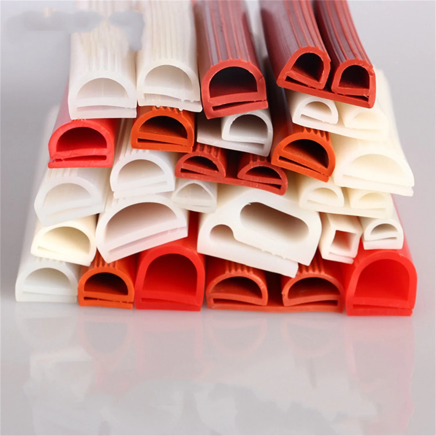 Customized E-Shape Silicone Rubber Sealing Strips by Chinese Quality Product Manufacturers