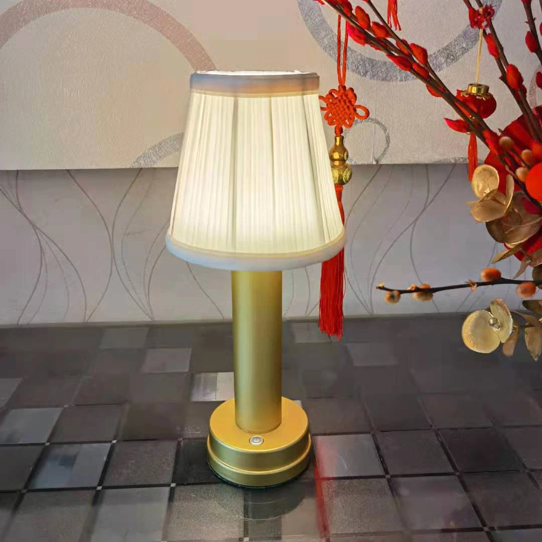 Aluminium Rechargeable Restaurant Cordless Gold Fabric Table Lamp