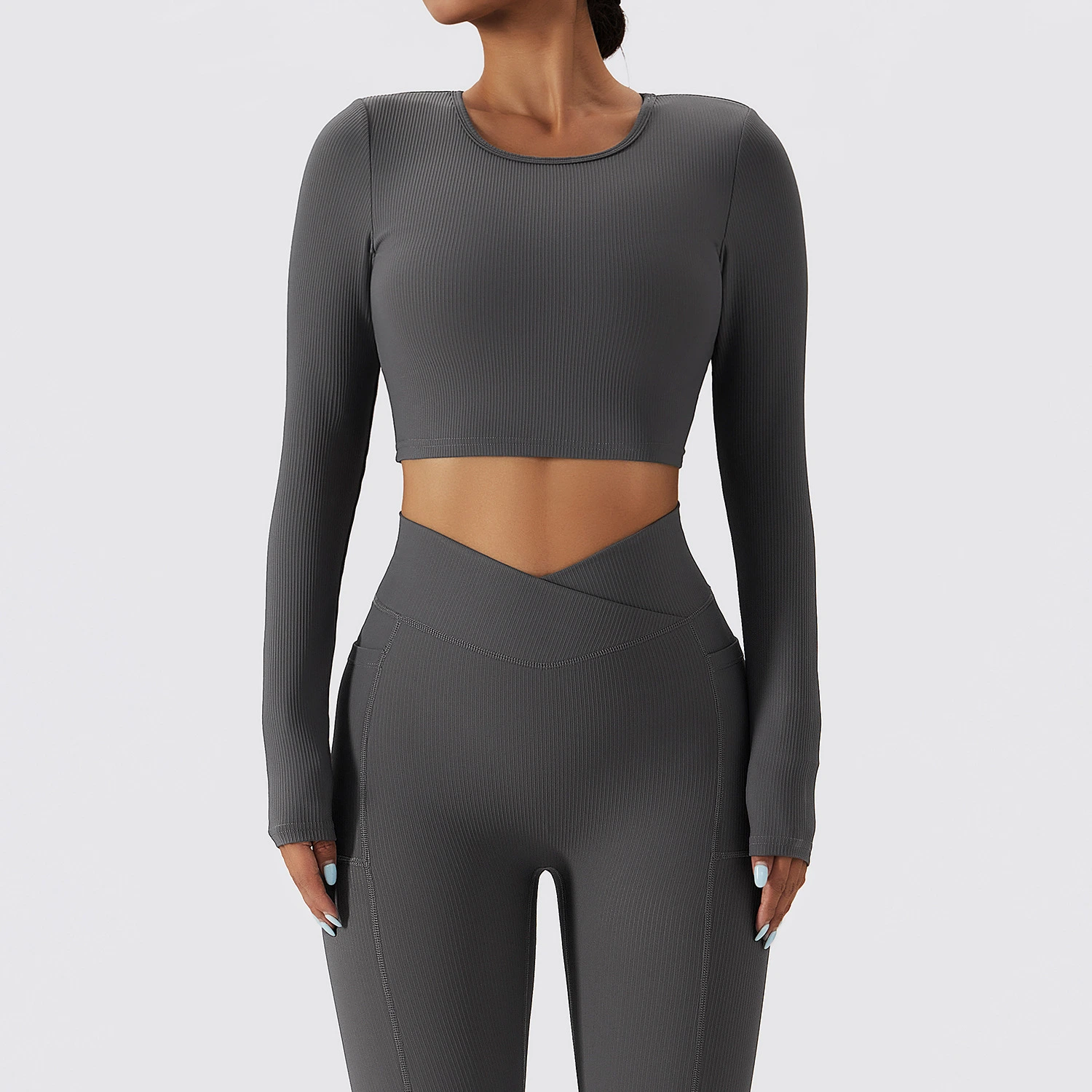 Vêtements de sport pour femmes ensembles de yoga poches ensemble d'entraînement sans couture 2 pièces Hauts d'exercice à manches longues et côtes leggings de yoga actif Costume