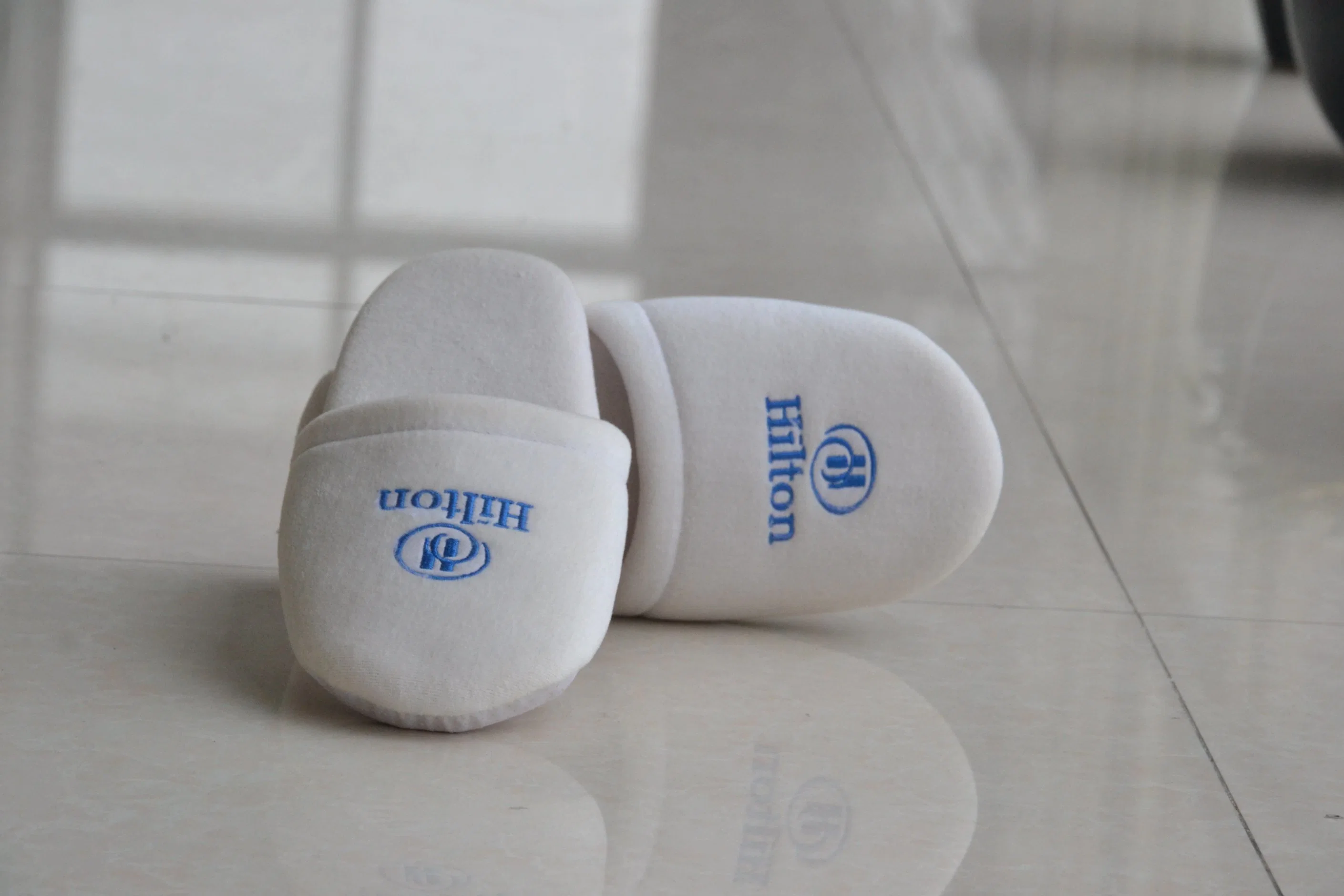 Factory High quality/High cost performance  Custom Bedroom Travel Disposable Slippers Terry Women Men Washable Hotel Slippers Shoes