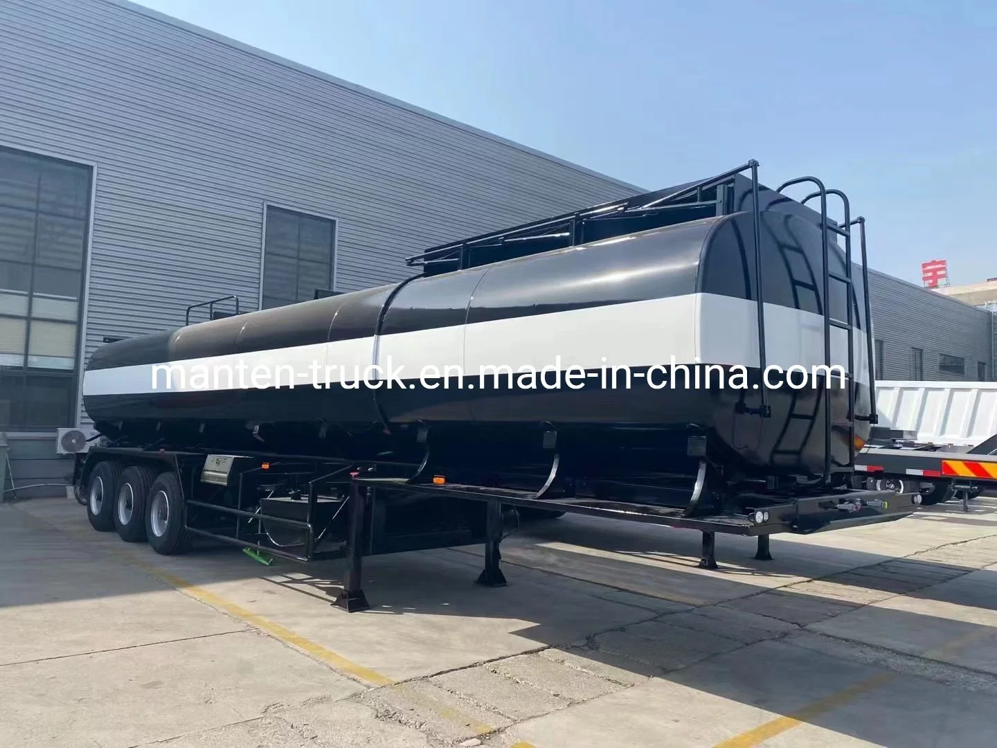 45cbm 45000L Mineral Resin Pitch Hot Asphalt Bitumen Delivery Transportation Tanker Semi Trailer with Oil Heating Burner