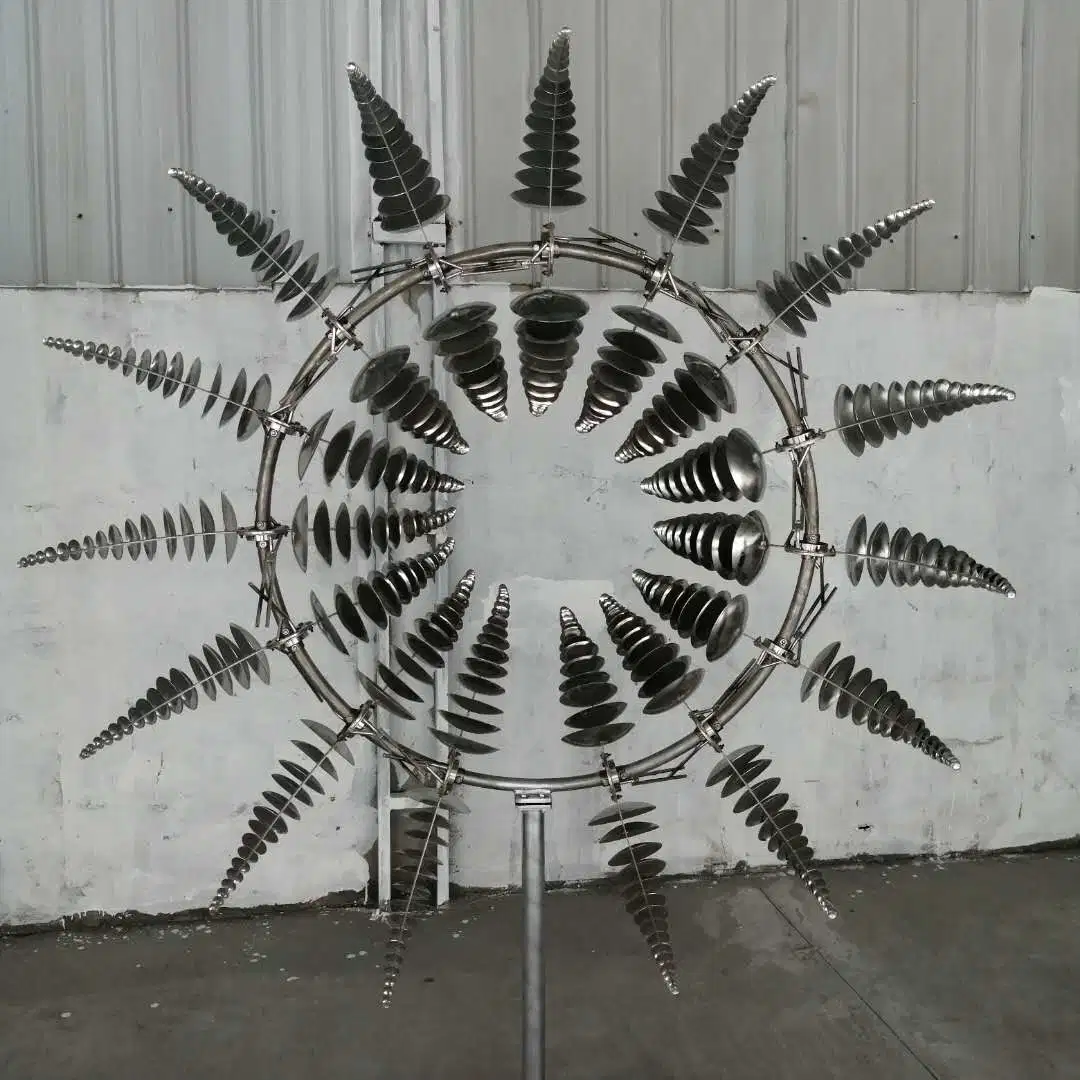 Mesmerizing Outdoor Metal Kinetic Yard Sculpture Art for Park Decoration