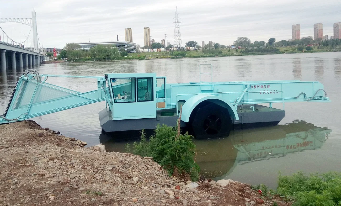 Water Hyacinth Harvester/ Water Weed Harvester/Weed Clean Boat