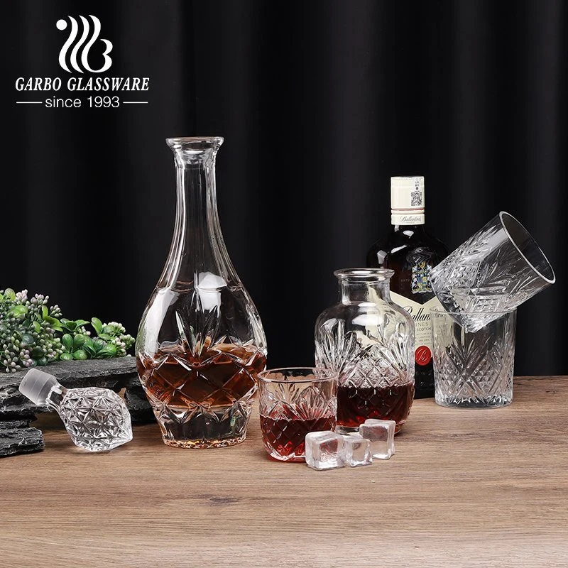 High-Quality 800ml Round Glass Wine Bottle Whisky Decanter Crystal Collection Carafe Beer Storage Holder with Stopper