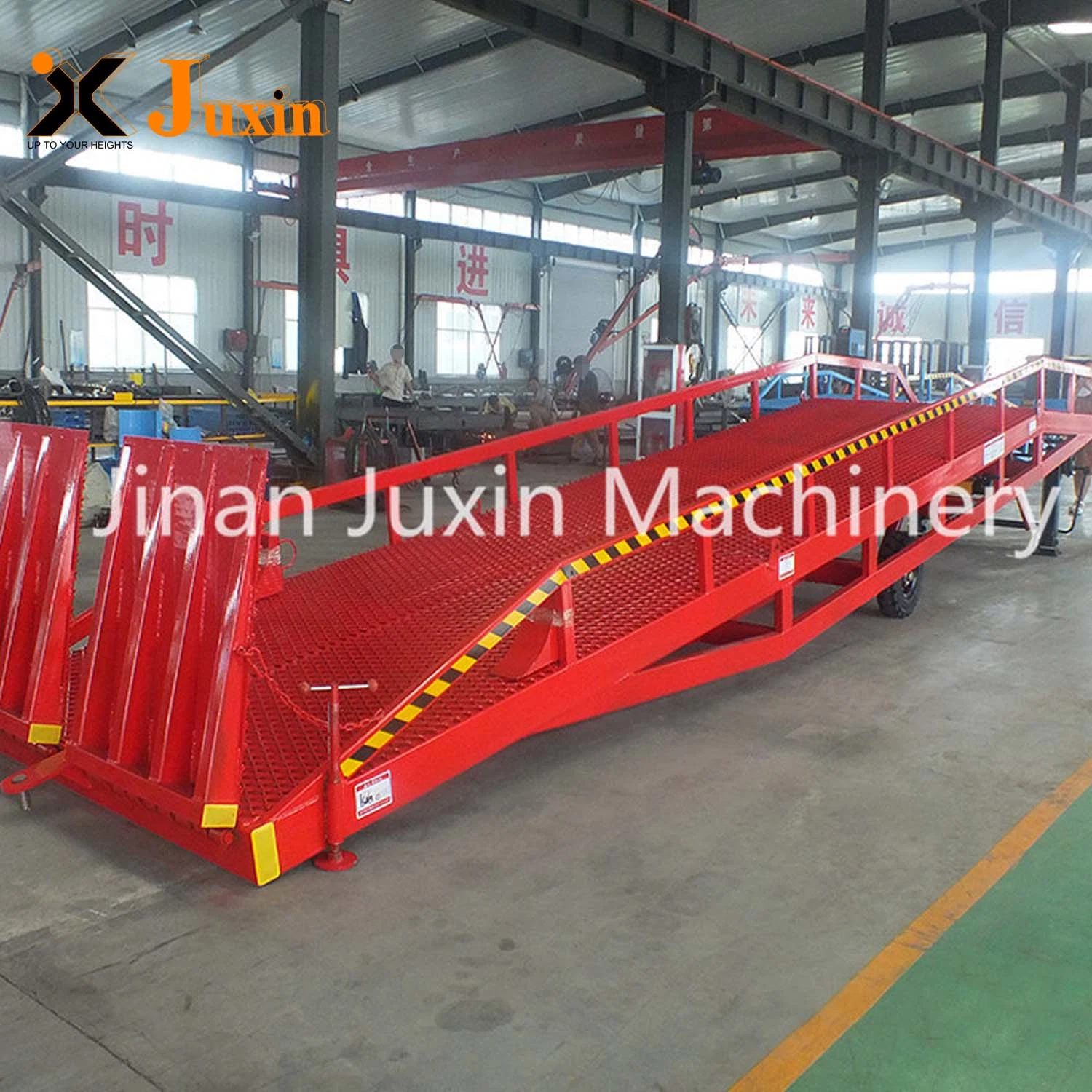 Hydraulic Container Forklift Loading Ramp Leveler Mobile Dock Ramp Container Loading Platform