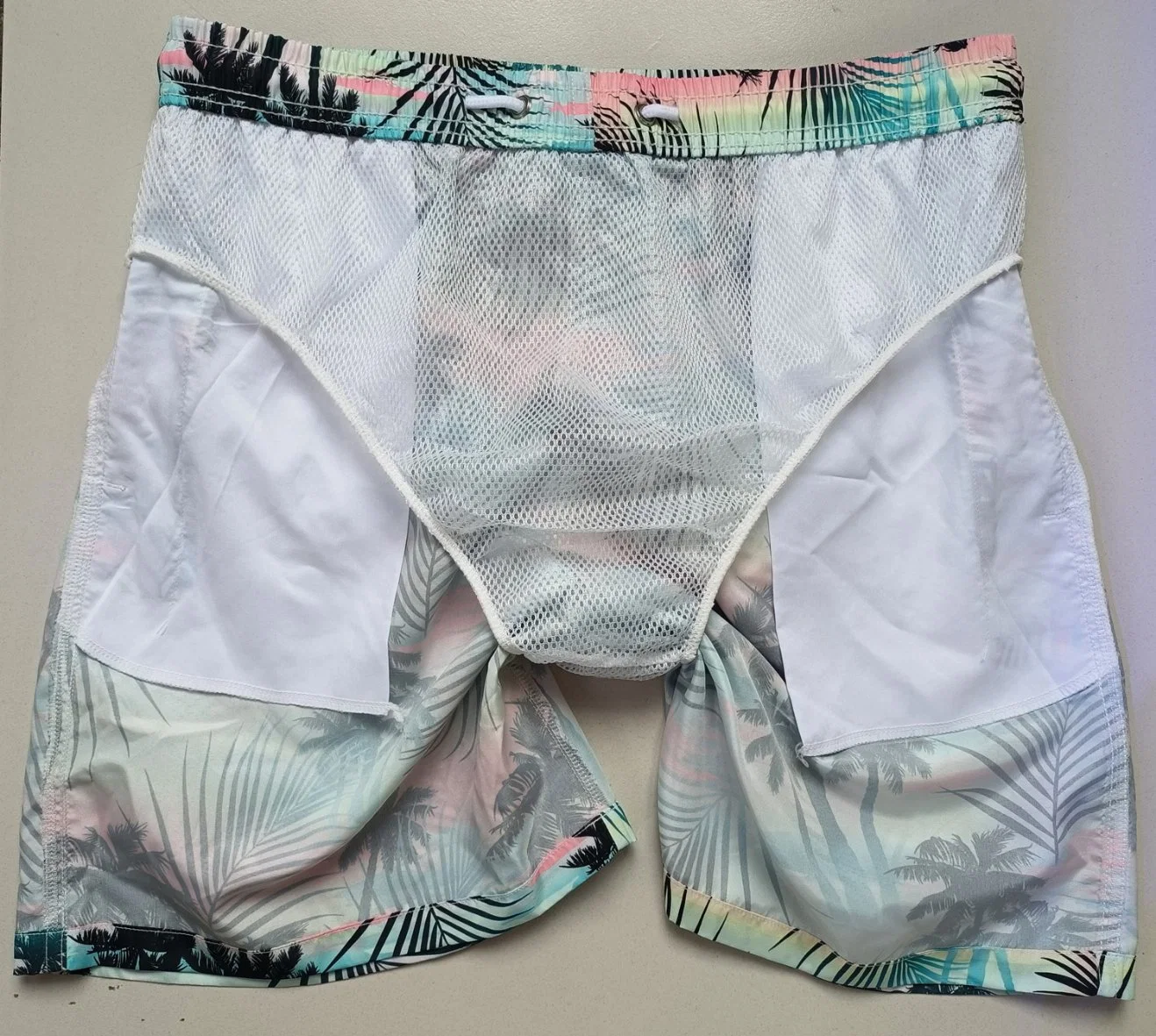 Polyester Printing Color Fabric Men Beach Shorts, Men Board Beach Short