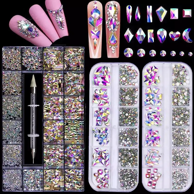 Brilhante Crystal Ab White Rainbow unha forma de mistura de arte extravagante na caixa de vidro de fundo plano Rhinestones Rhinestone unhas decoração Arte