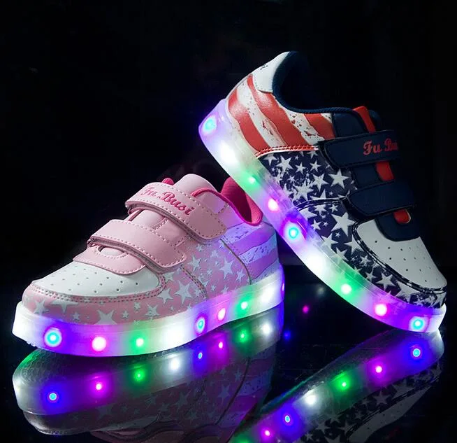 2020 Fashion Boys&Girls LED Light Shoes for Kids