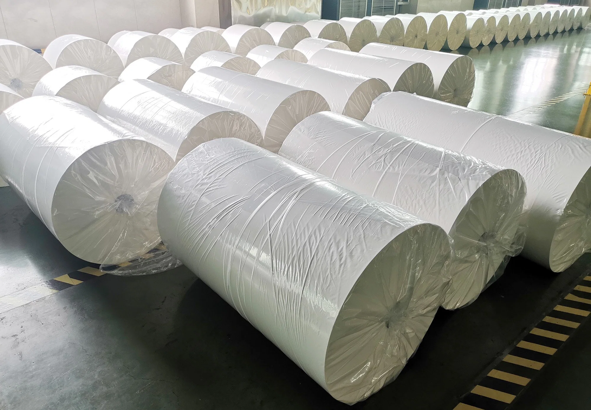 (Glue-coated) 60GSM Factory Big Wholesale/Supplier Medical Dialysis Paper for Medical Instruments Use