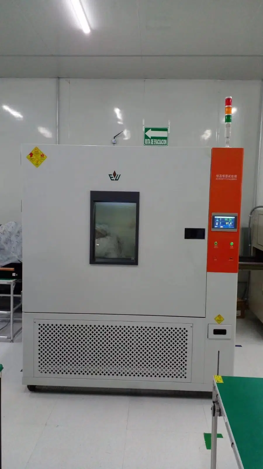 China Laboratory Thermostat Climate High and Low Temp Humidity Environmental Test Chamber