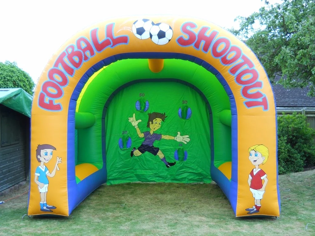 2023 New Big Inflatable Sports Football Shooting Games for Sale