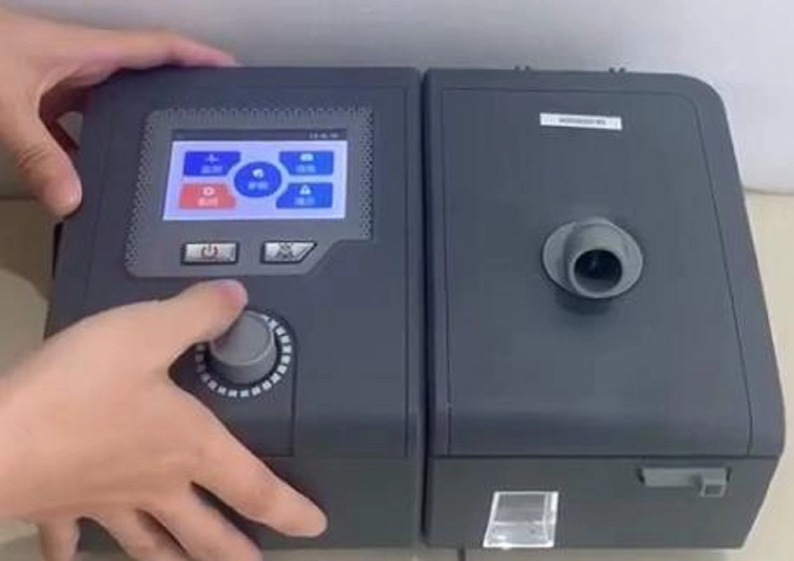 Medical Equipment Home Care Portable Auto Ventilator CPAP Apap Breathing Machine for Sleep Apnea Treatment