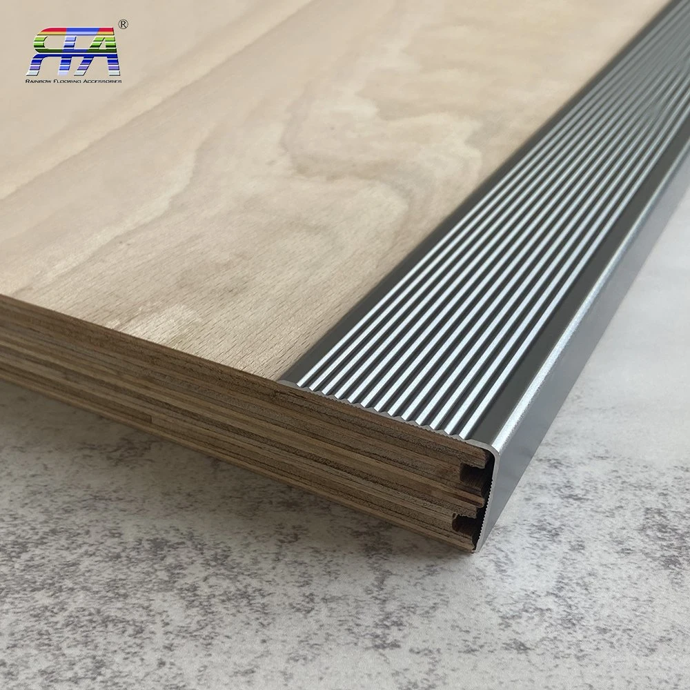 L-Shaped Floor Metal Aluminum Corner Trim Strip 30 * 50mm Anti Slip L-Shaped Floor Aluminum Decoration