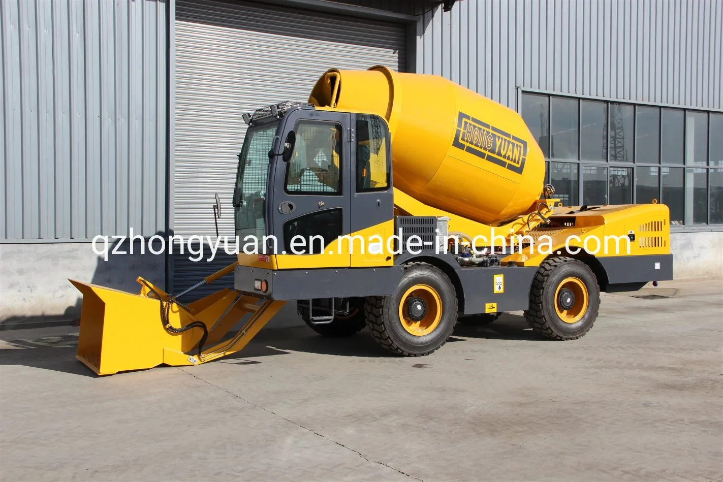 Widely Used in Construction 400L Self Loading Concrete Mixer Truck