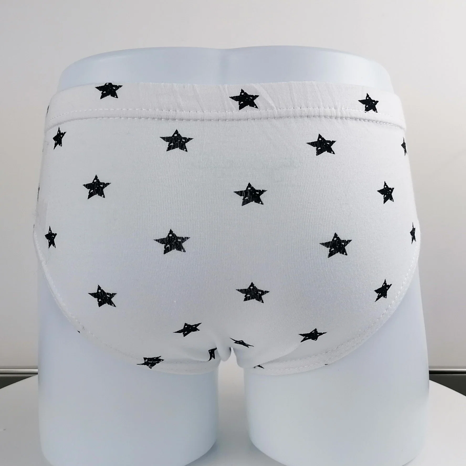 Wholesale/Supplier Customize Cute Star Print Breathable Cotton Boys Briefs