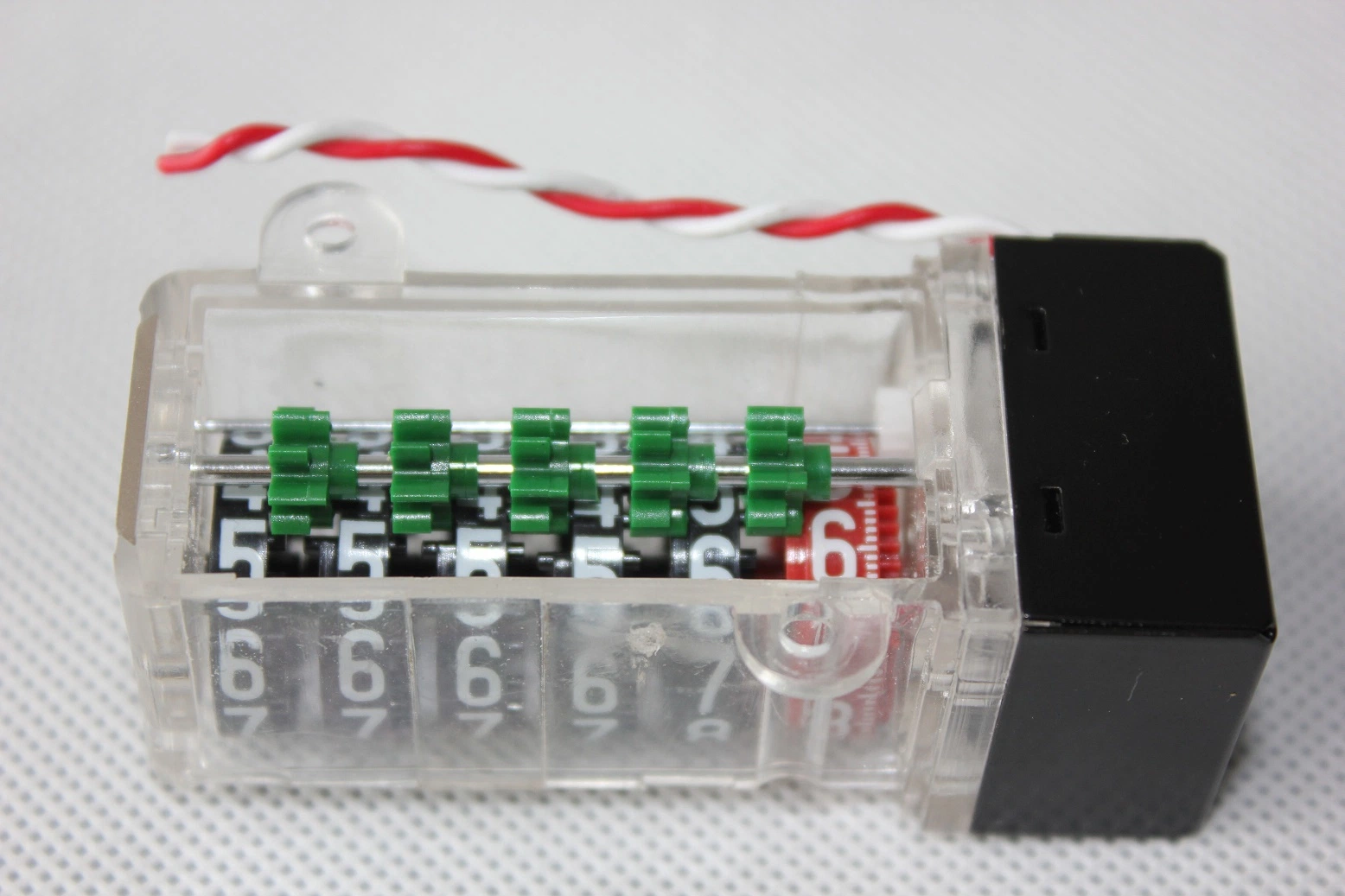 Mechanischer Zähler mit 200:1 für transparent