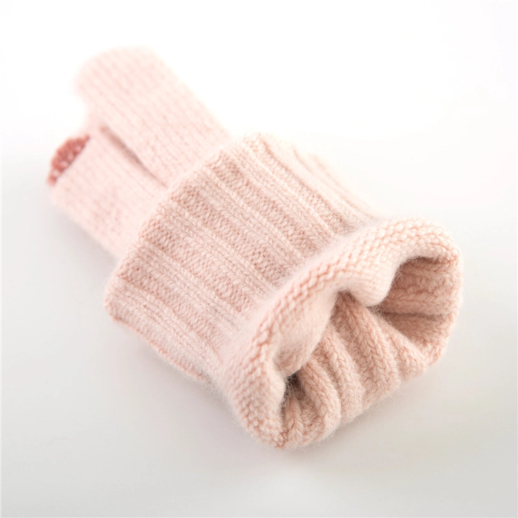 Unisex White Winter Low Price Woolen Touch Screen Knitted Keeping Warm Gloves