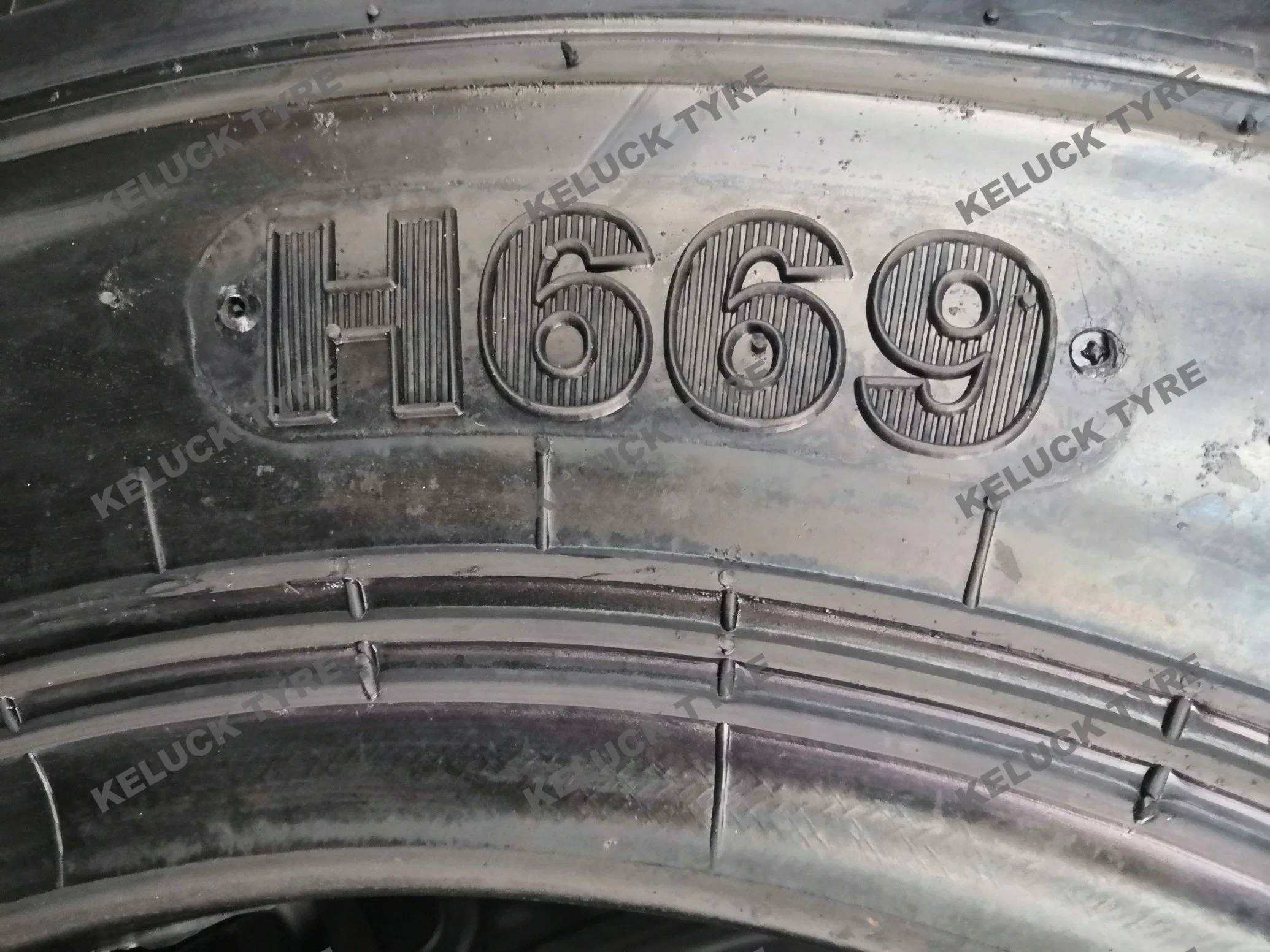 7.00-16 9.00-20 10.00-20 11.00-20 12.00-20 Trencher Excavator Loader Tyre Bias Tires