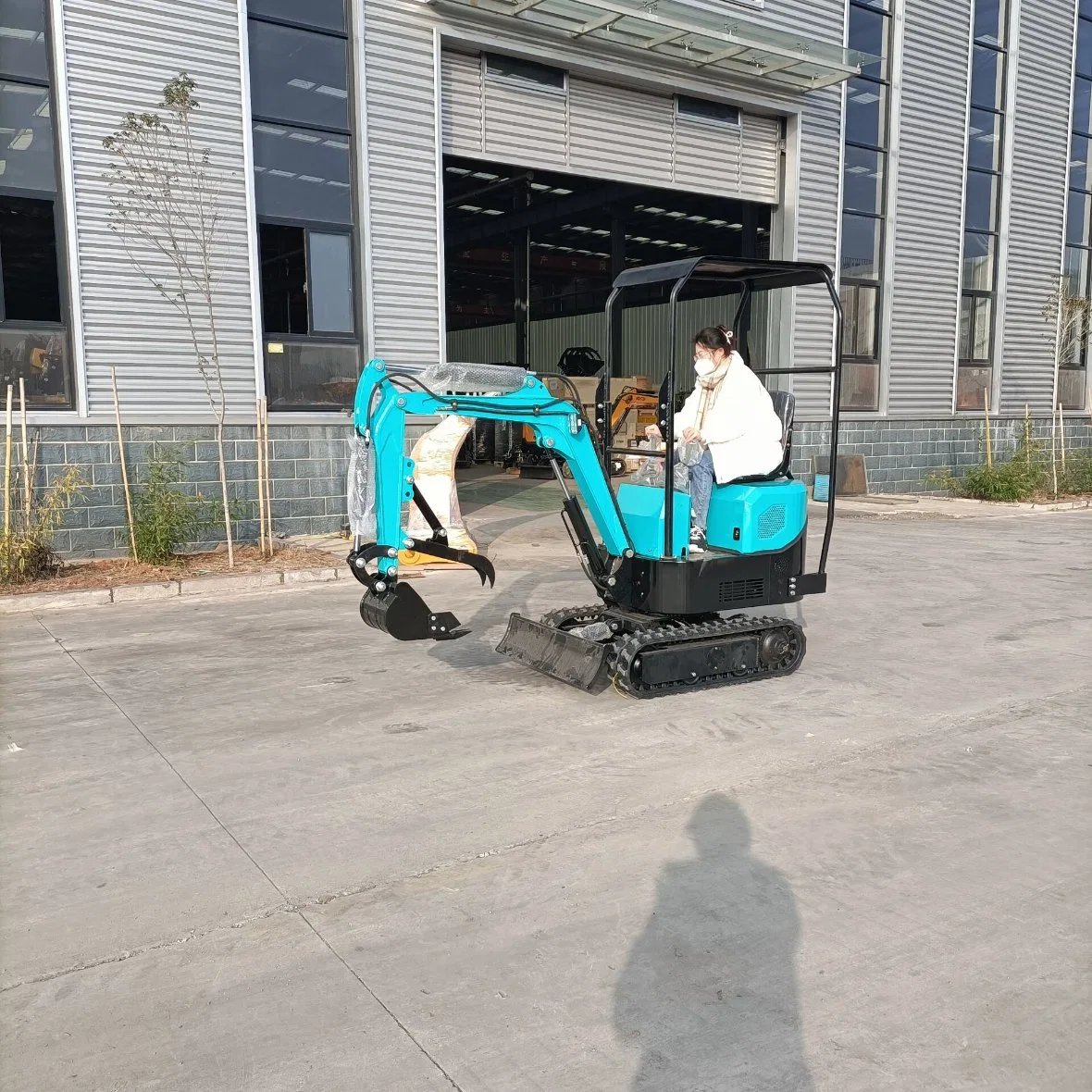 Ht10c 1000kg mini-excavateur l'Agriculture de l'équipement du tracteur de ferme avec un marteau