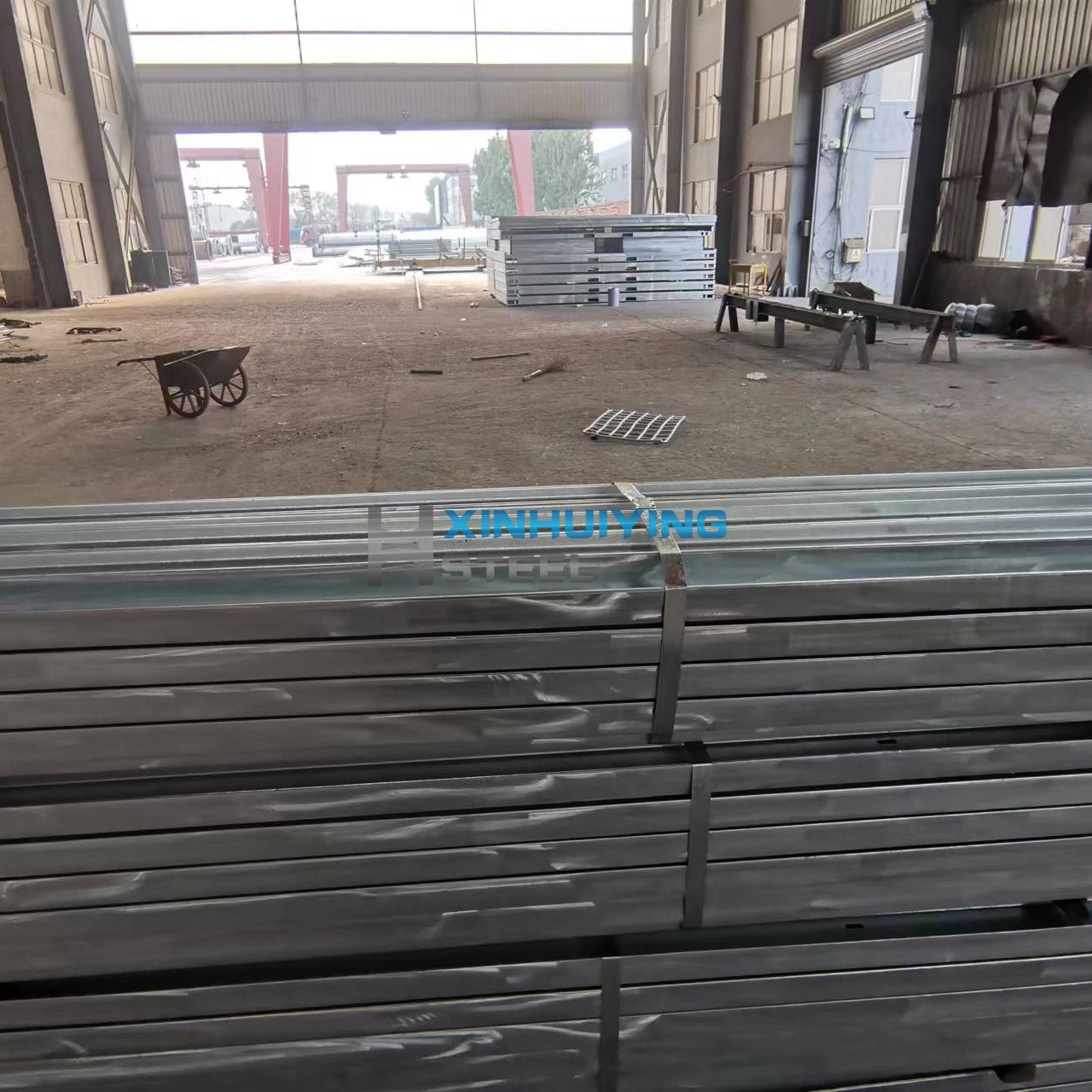 Material de construcción laminadas en caliente DIP Galvanizado ranurado H Beam Para construcción de edificios