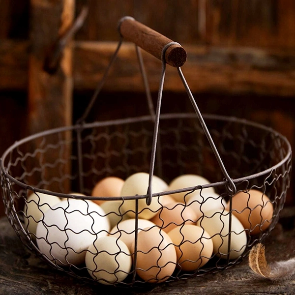 Metal Wire Egg Basket with Wooden Handle for Bread Snack Vegetable