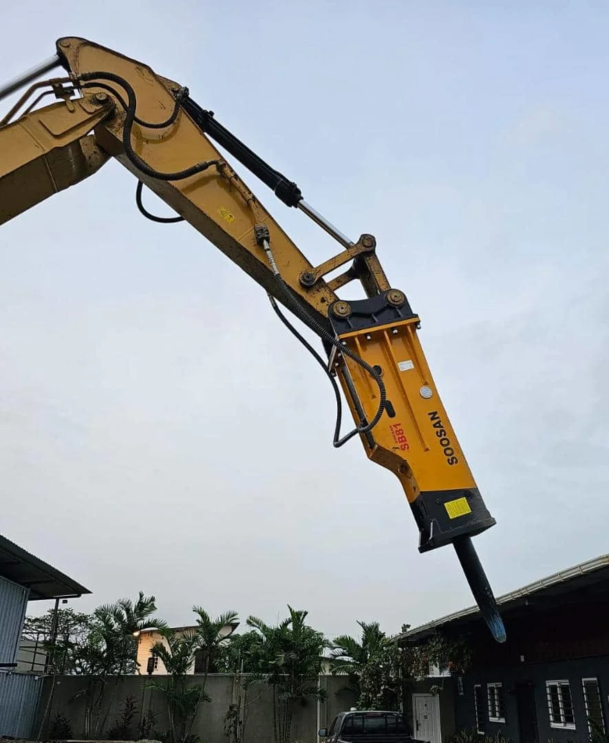 Factory Price Wholesale Hydraulic Breaker Soosan Sb81 Demolition Hydraulic Hammer with High Quality