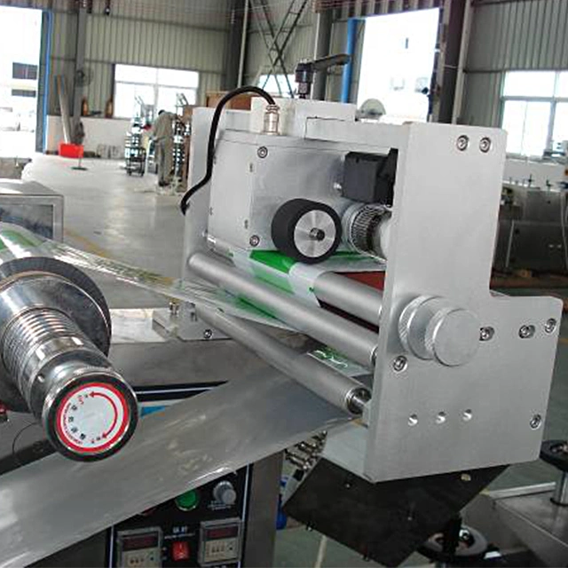 Full Automatic Linear Type PE Film Shrink Wrapping Machine