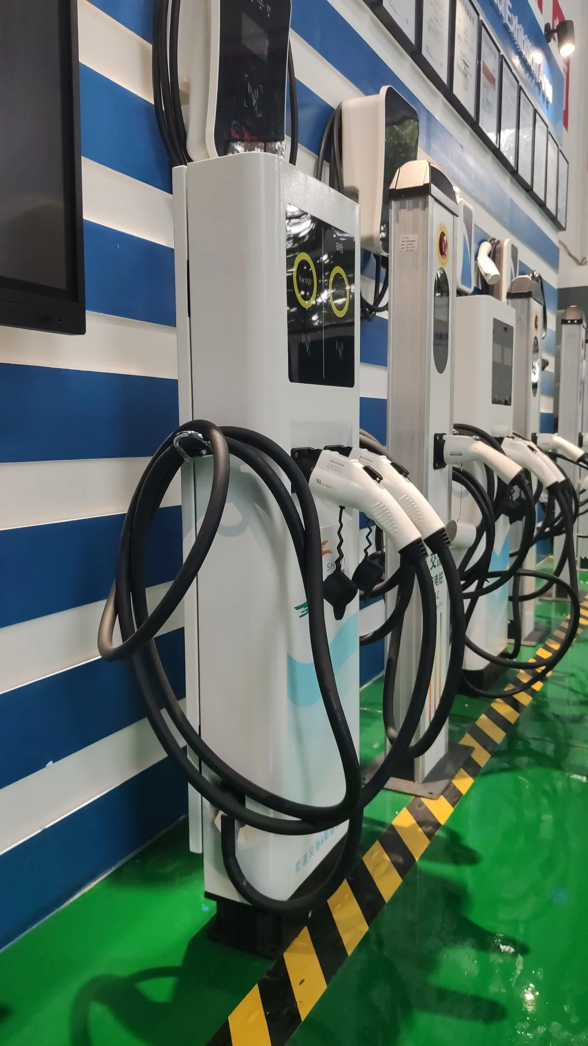 Deyang, Sichuan, Province, China EV Products IP54 Dual Gun Electric Car Charging