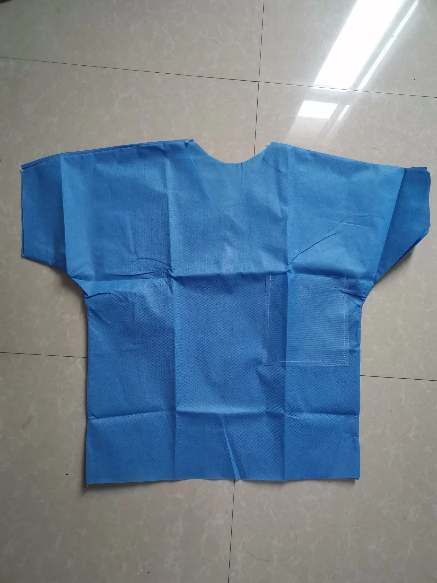 PP SMS 30GSM 45GSM Nonwoven Scrub Suit Sets Hospital Disposable Medical Isloation Gowns for Patient
