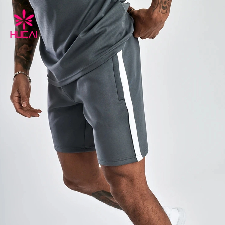 Wholesale Customized Athletic Outdoor Wear Mens Sports Clothing