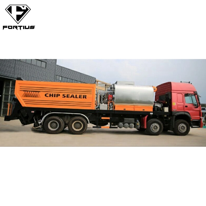 China Manufacturer Cnhtc Truck 12m3 Bitumen Chip Sealer Asphalt Paving Truck Chipping Spreader Bulldozer Excavator Demolition Machine Selfloader Road Machine