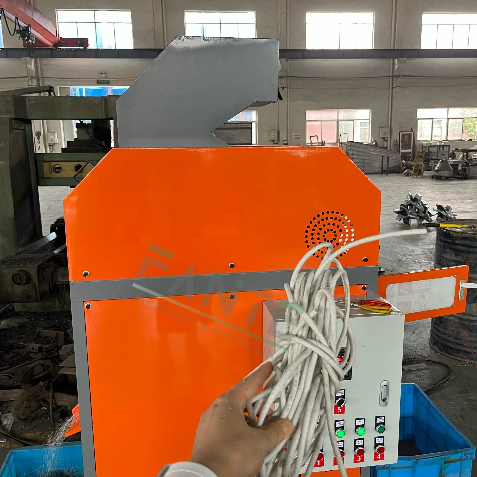 High Efficient Dry Type Copper Wire Recycling Machine 20kg/H House Hold Metal Wire Granulator