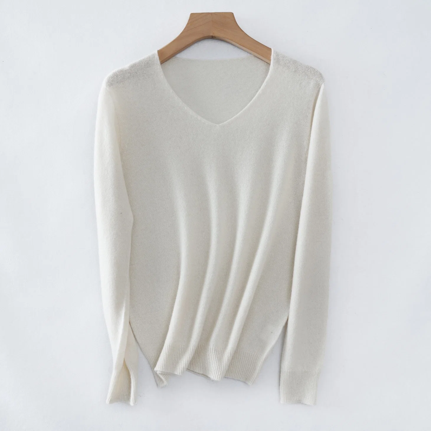 Wholesale/Supplier Superfine Cashmere and Cotton Blends Woman's Classic V-Neck Pullover Sweater