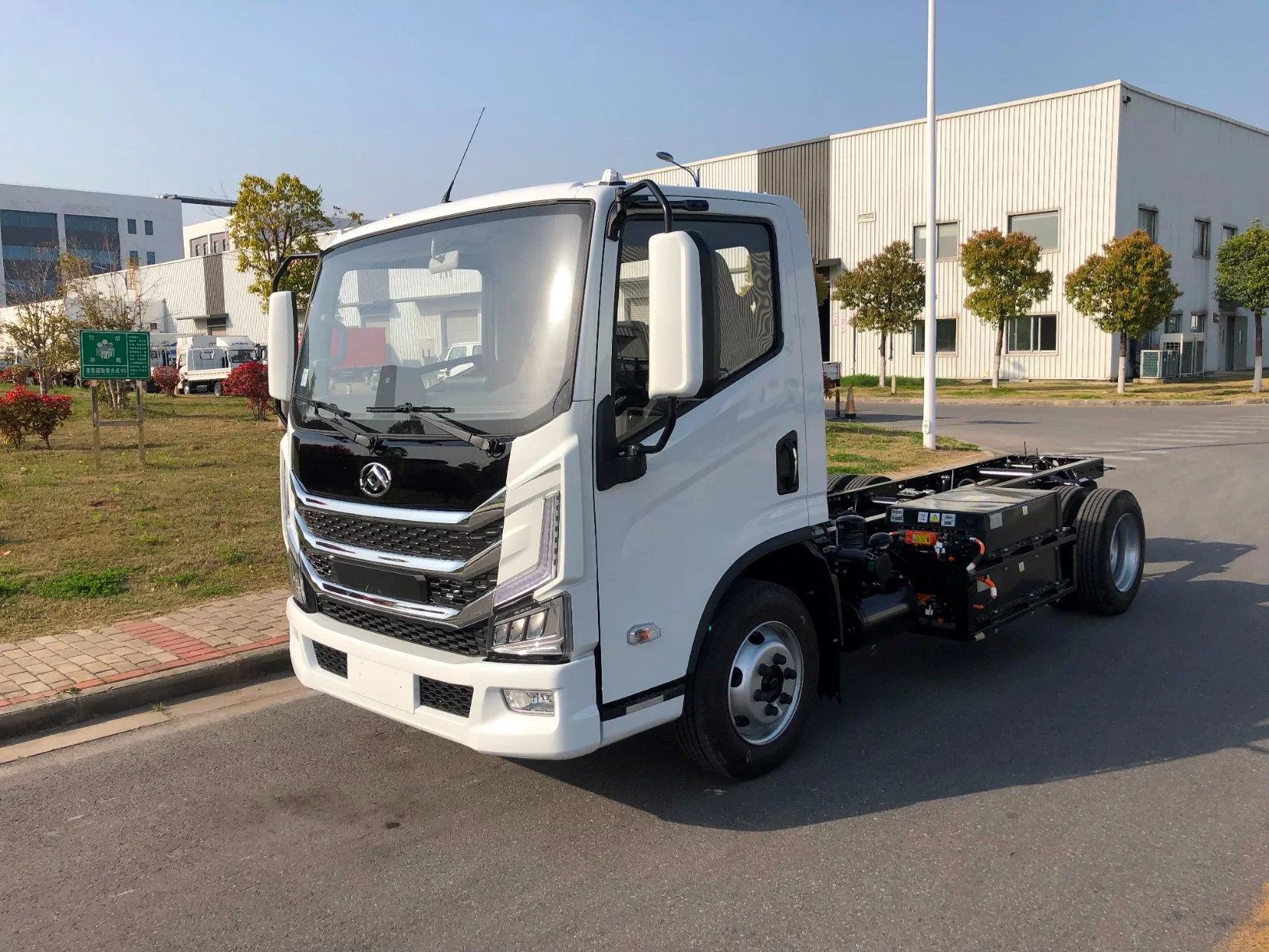 Yuejin Brand Electric Light Truck/EV Truck/New Energy Truck