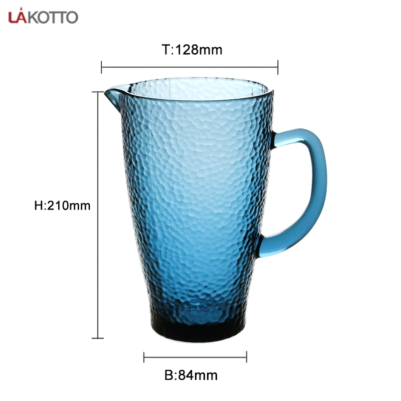 1.3 litre design coloré en verre de luxe l'eau froide verseuse avec poignée Frim du restaurant