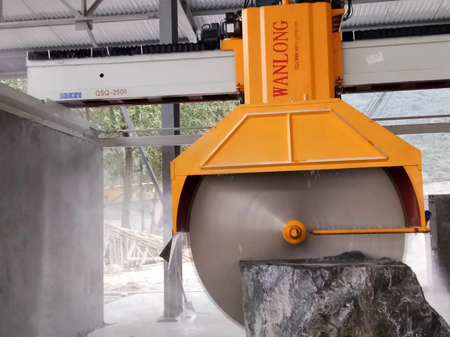 Latest Bridge Multiblade Cutting Machinery for Stone Slab Processing