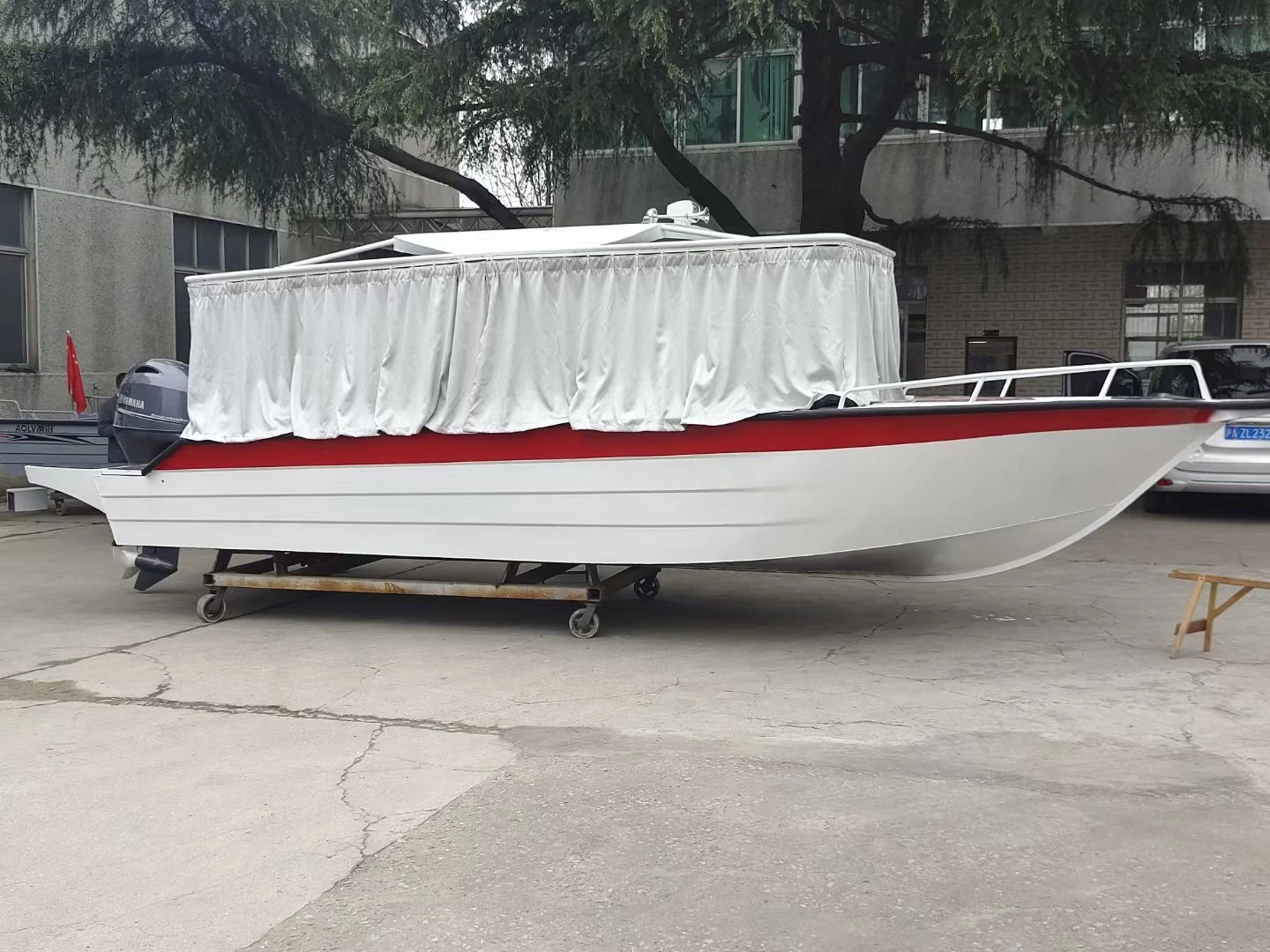 High quality/High cost performance & Low Price Water Vehicle Professional Factory Made Aluminum Fishing Yachts High Speed Boat