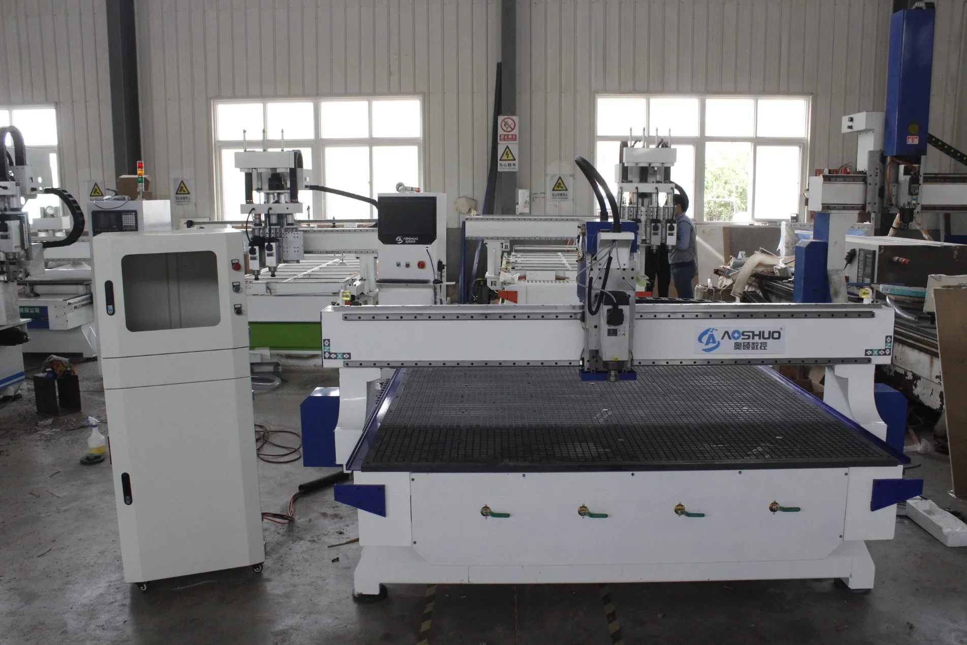 2000*3000mm CNC Router Cutter Wood Acrylic Aluminum PVC Cutting Engraving Carving Machine