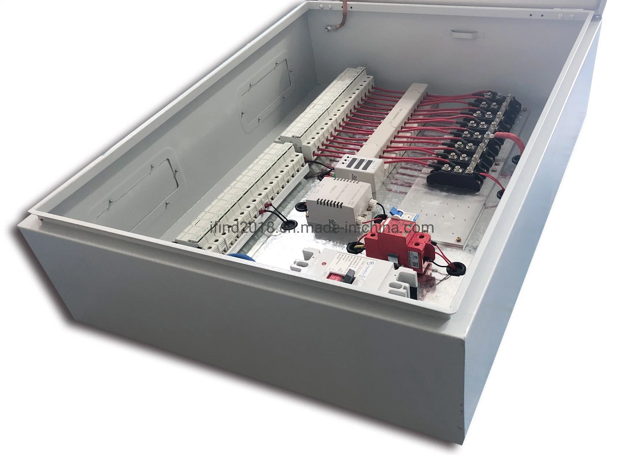 Solar System DC PV Combiner Box 16 Strings Input 1 Output IP65 Combiner Box with SPD and Fuse