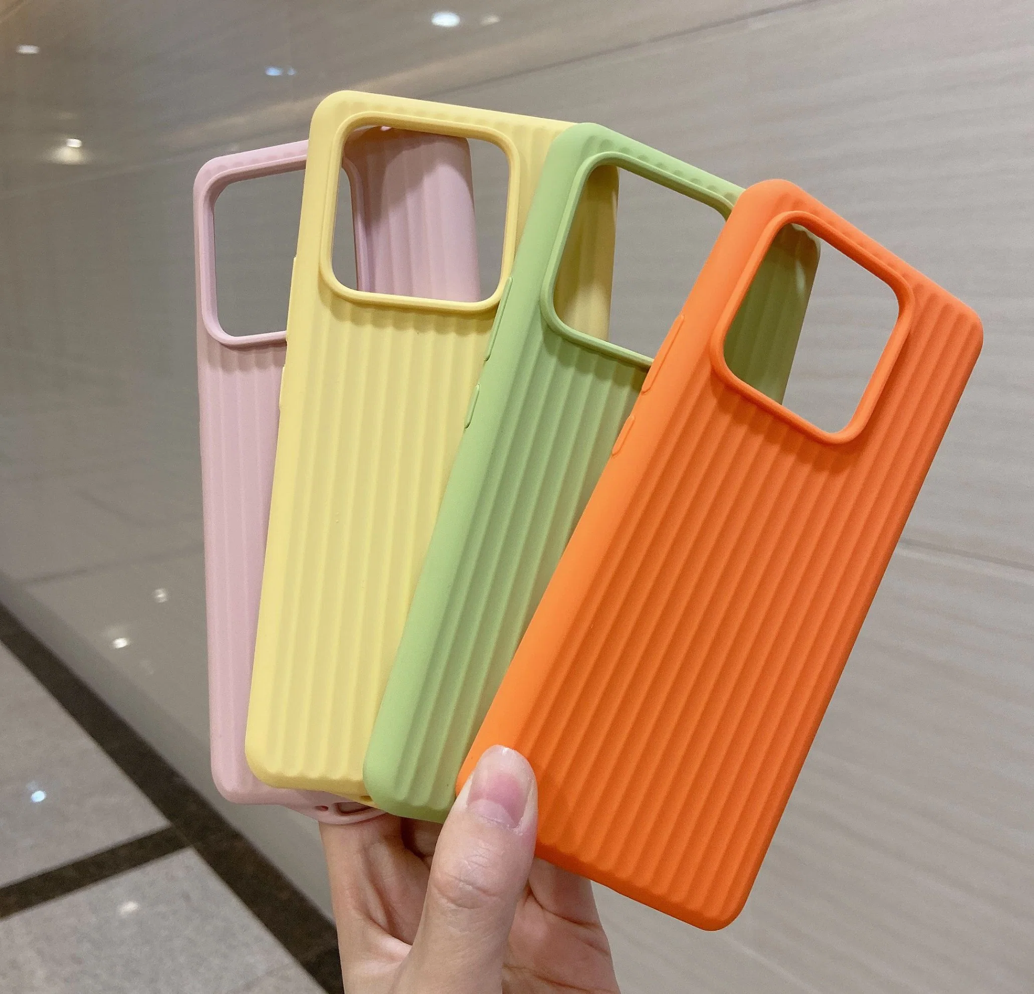 Capa de telefone antiderrapante de silicone corrugado para iPhone 15 PRO Max.