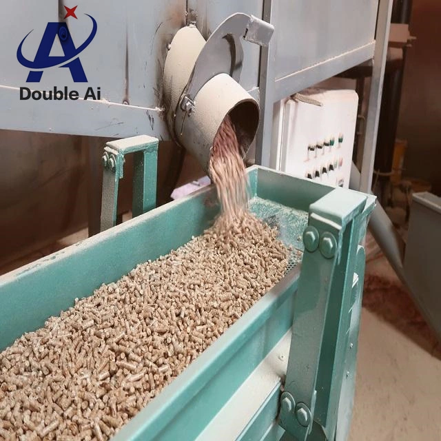 OEM Wholesale/Supplier literie écologique pour chats en bois massif avec Pellet en bois Pour chien de cheval de mouton de vache Cat