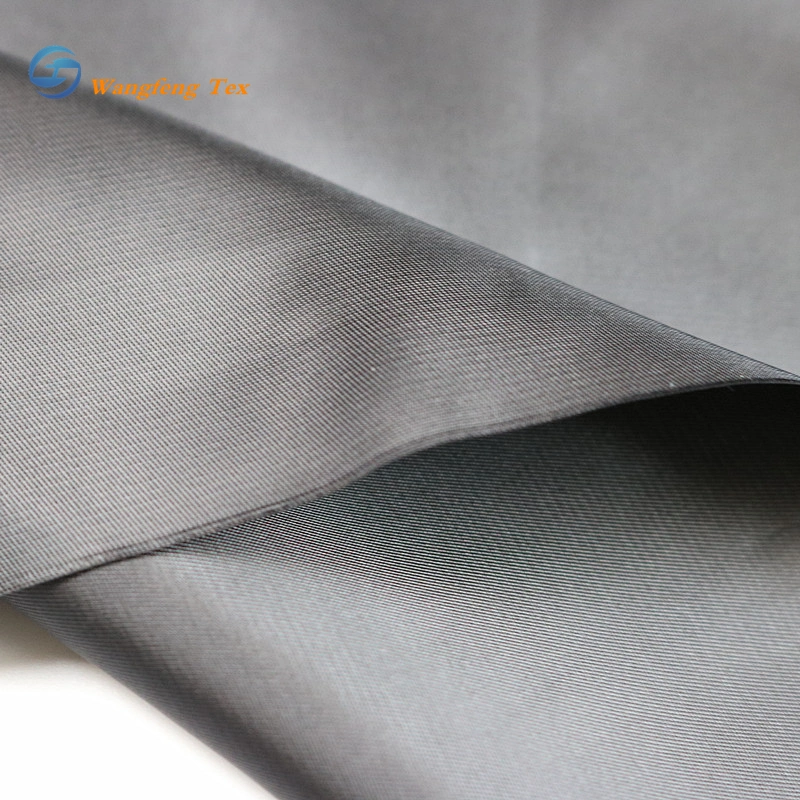 Black White Garment Interlining Fabric 100% Polyester Material 87GSM Weight