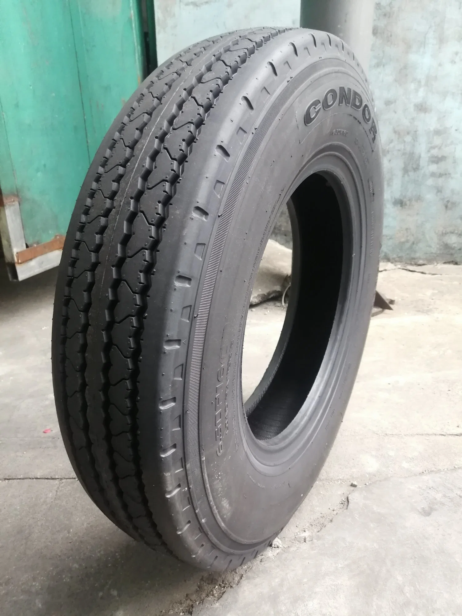 Al4000 PCR LTR Light Truck Radial All Season Commercial Tyre