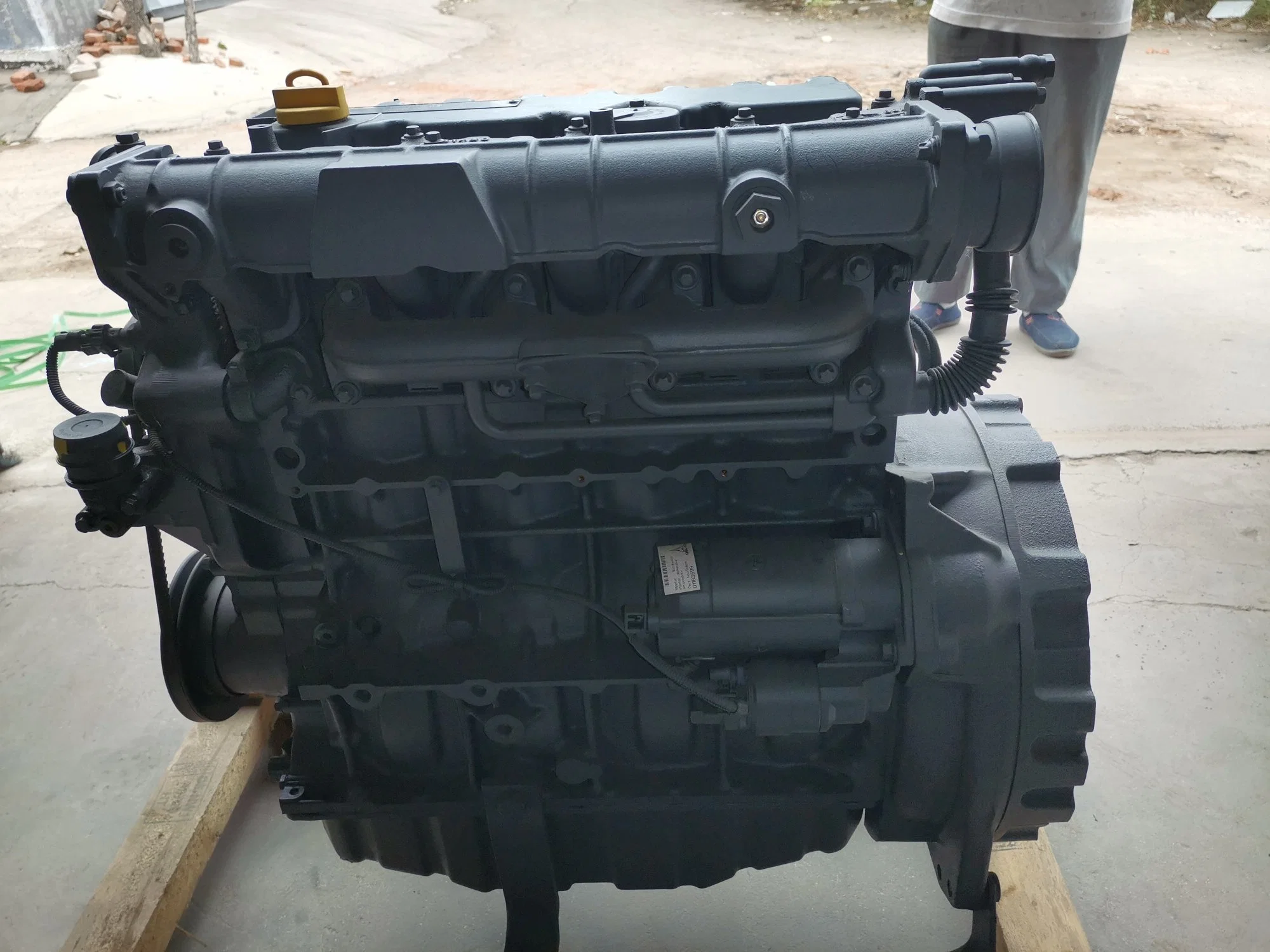 2600 Rpm 50 Kw Deutz Water Cooling Diesel Engine D2011L4w