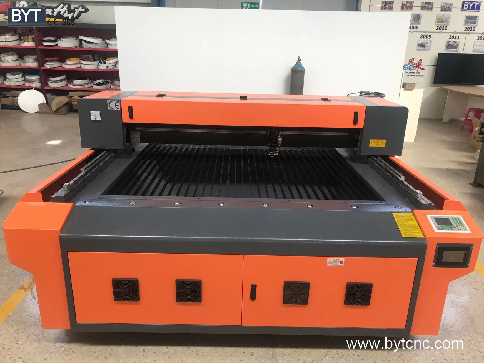 Bytcnc Direct Sales Big Cutting Area 1325 Laser Steel Iron Sheet Cutting Stone Engraving Laser Cutting Machine Price